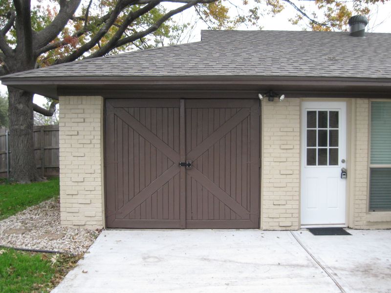 local garage door company